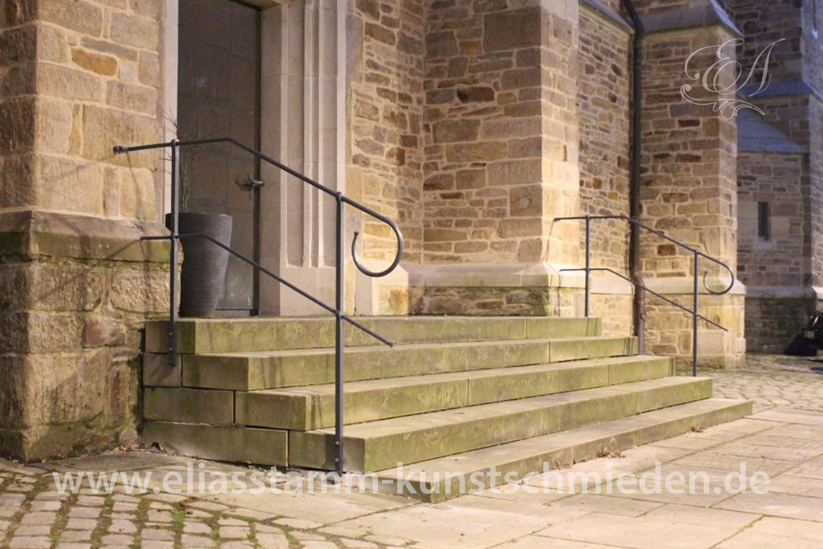 Außengeländer für die St. Mauritius Kirche in Hattingen